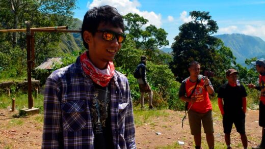 Kemeja Flanel
