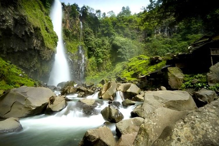 Air terjun Takapala