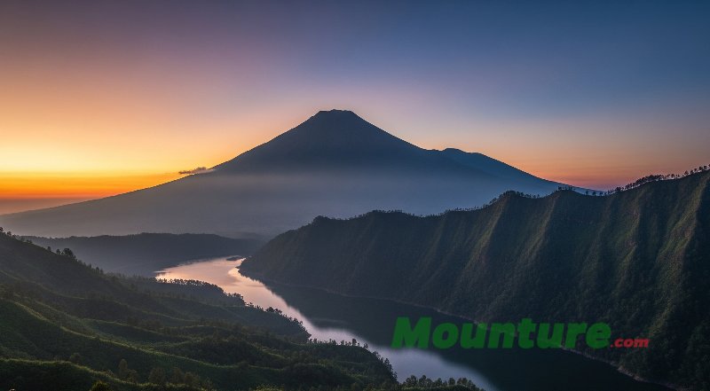 Gunung Arjuno via Sumber Brantas