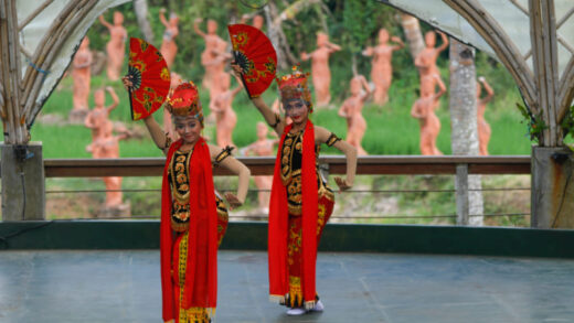 Tari Gandrung Banyuwangi