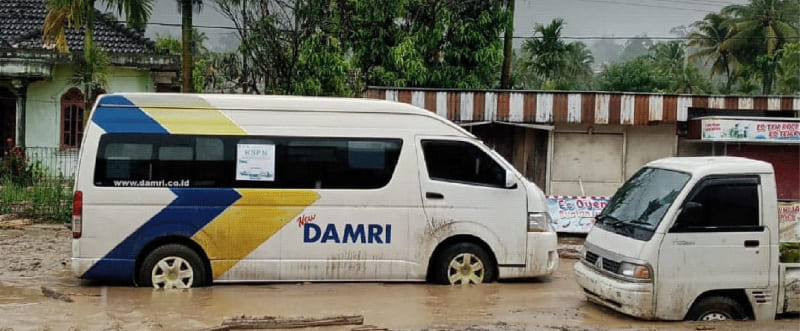 DAMRI Bencana Sumatra