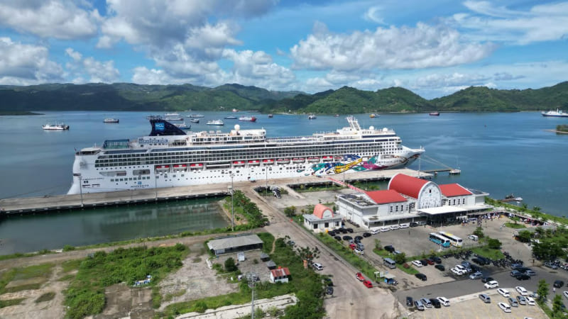 Kapal Pesiar - Pelindo