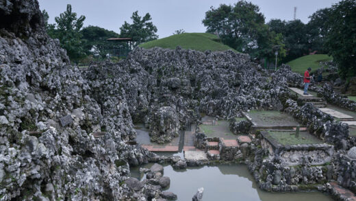 Gua Sunyaragi Cirebon