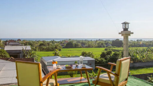 Tren Pariwisata Seririt Bali