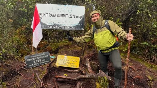 Puncak Bukit Raya