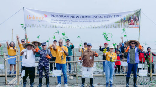 Linknet Tanam Mangrove