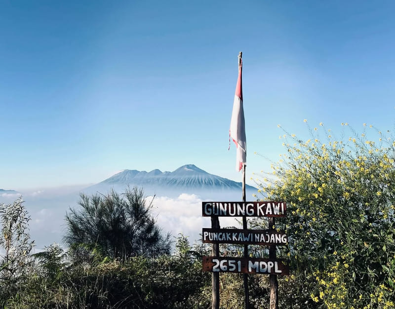Gunung Kawinajang