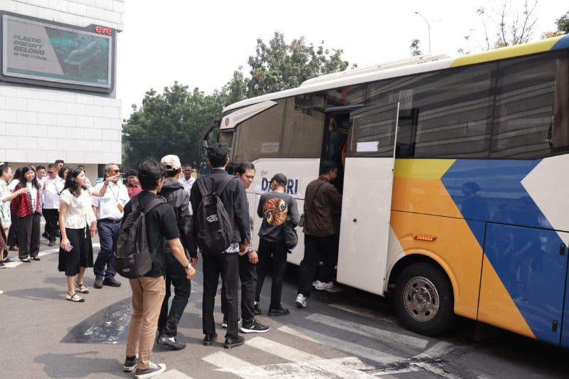 Bus DAMRI Bekasi Bandara Soekarno-Hatta