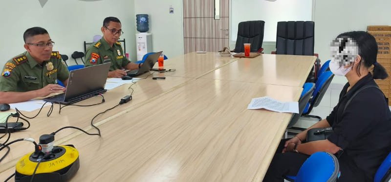 BBKSDA Jatim - Pendaki Mandi di Sungai Qolbu