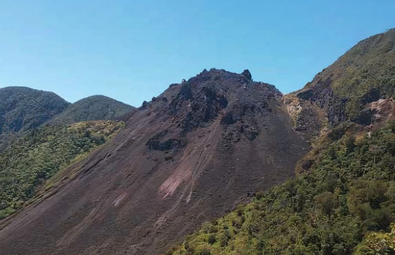Gunung Anak Ranakah