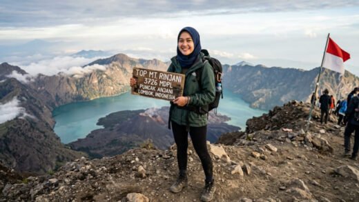 Pendaki Wanita - Rinjani
