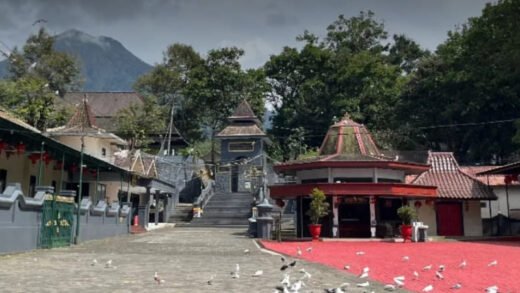 Wisata Sekitaran Gunung Kawi