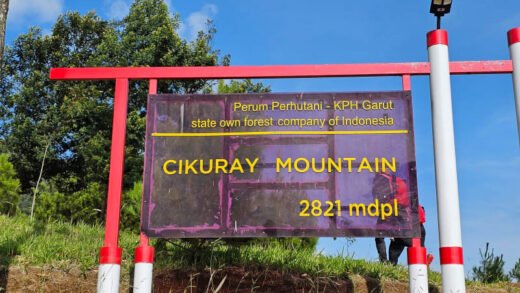 Cikuray via Pemancar